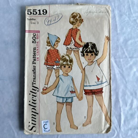 Vintage 60s Simplicity Sewing Pattern 5519 Toddler Top Shorts Panties Size 3 - Picture 1 of 2